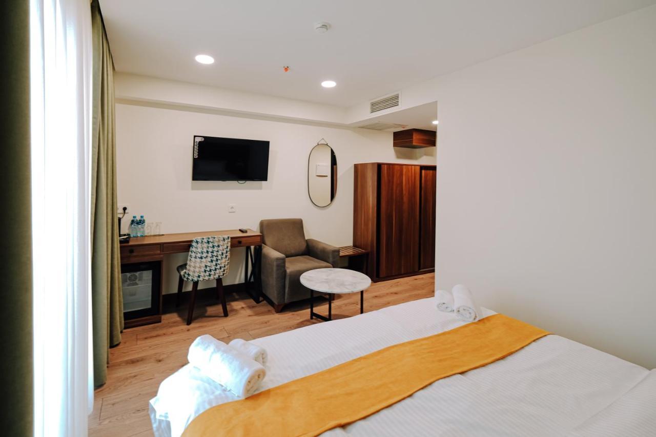 Hotel Doesi Tbilisi ภายนอก รูปภาพ