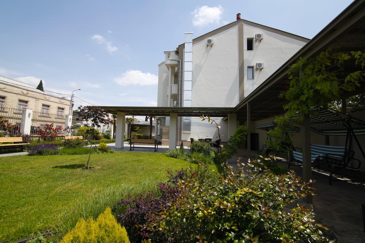 Hotel Doesi Tbilisi ภายนอก รูปภาพ