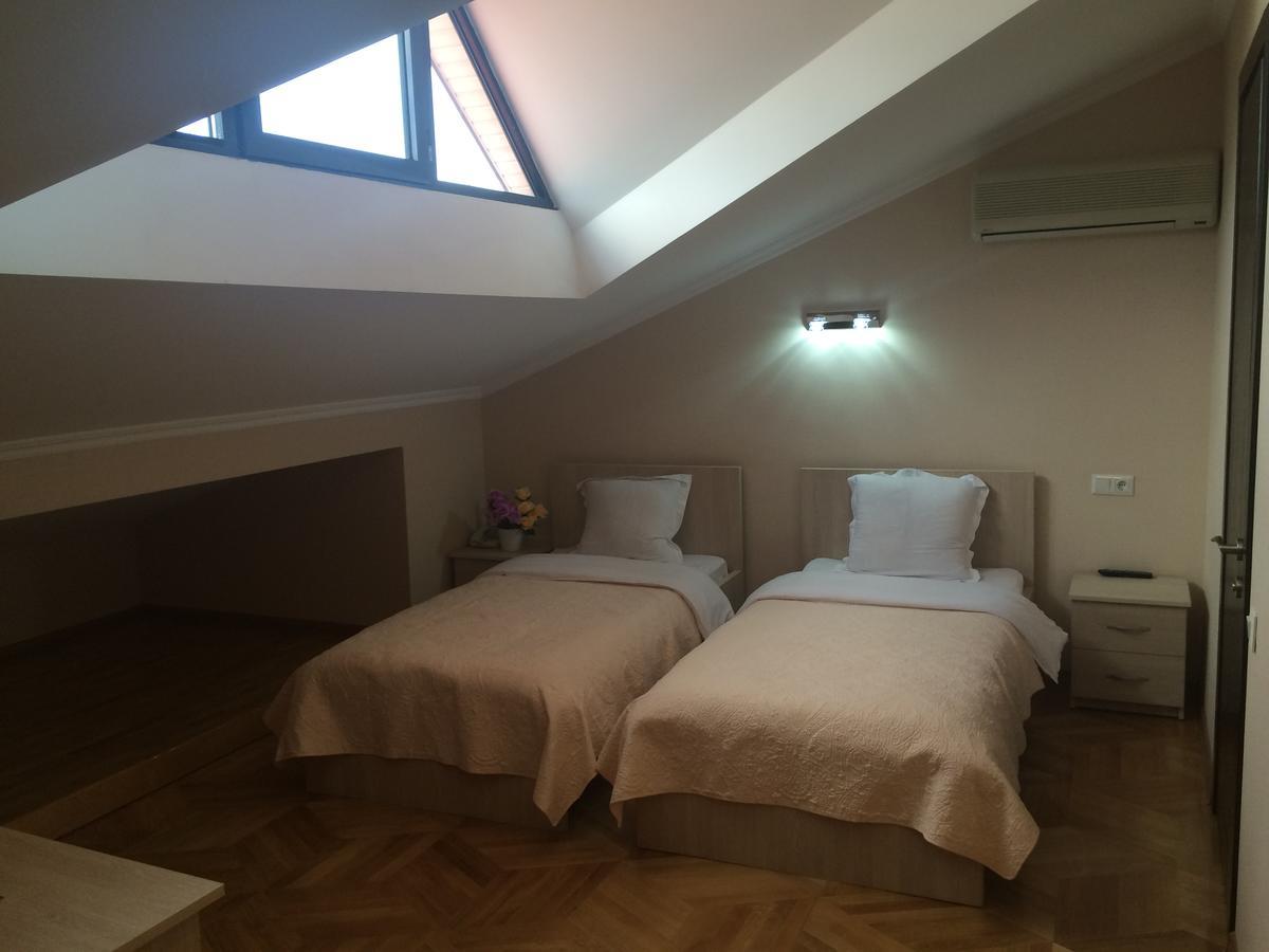 Hotel Doesi Tbilisi ภายนอก รูปภาพ